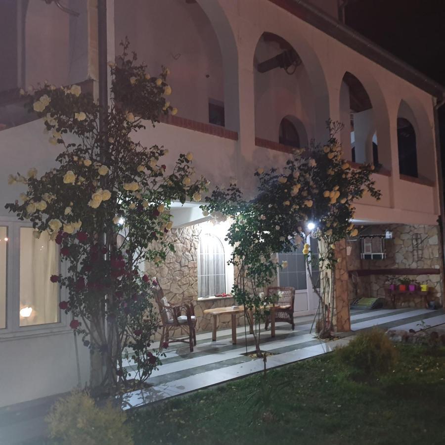 Knez Apartmani Senje Exterior photo